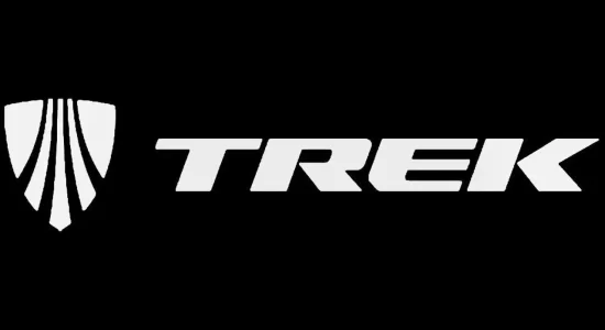 트렉 로고, 검정색 배경에 흰색 글씨